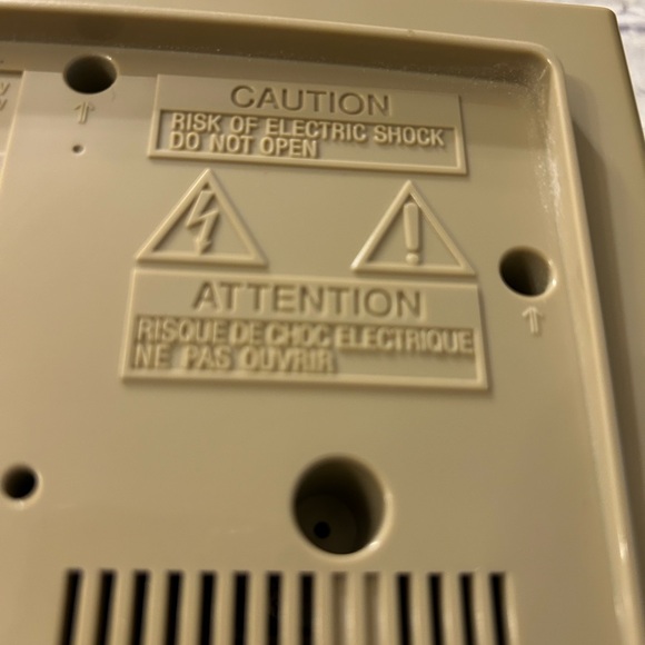 SONY DREAM MACHINE VINTAGE RADIO/CLOCK AM/FM DIGITAL TAN COLOR NO. ICF-C2W - Picture 7 of 12